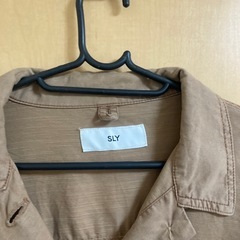 SLYシャツトップスの画像