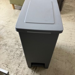 I2502-828 ペダル式ゴミ箱 キズ汚れ有り