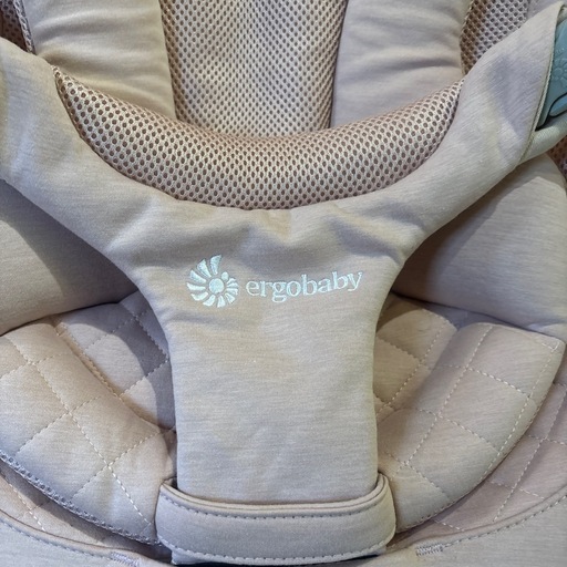 ergobaby　バウンサー