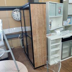 【愛品倶楽部柏店】手作り家具工房日本の匠 未使用 2枚スライド扉食器棚 ポエム3 大川の家具 日本製の画像