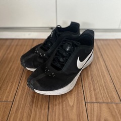 NIKEシューズ　27.5センチ