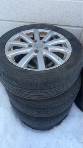 車のパーツ タイヤ、ホイール