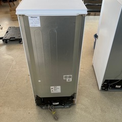 K2502-140 配送不可 Hisense 2ドア冷蔵庫 HR-D1302 2018年製 動作確認済み ひび割れキズ汚れ有りの画像
