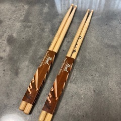 本日中　ドラムスティック　音楽　楽器