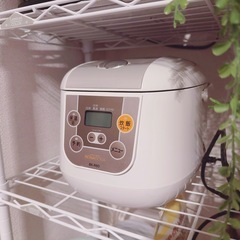炊飯器の画像