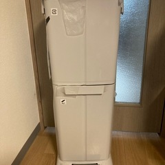 決まりました。2段ゴミ箱　中古