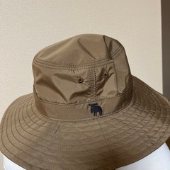 茶色の帽子の画像
