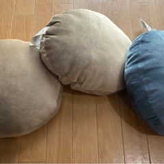 ニトリ　モチモチクッションの画像