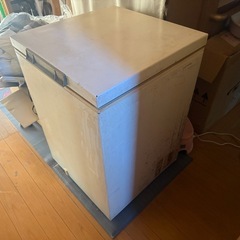 業務用冷凍庫 GEチェスト
フリーザー FHJ5の画像