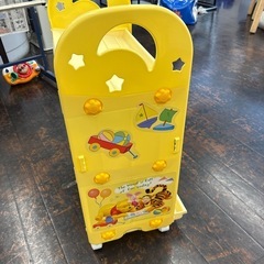 トイステーション おもちゃ入れ プーさん
の画像