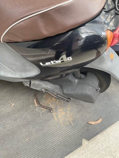 《お話し中》事故車　部品取り　スズキ　レッツ4G ジャンク　　