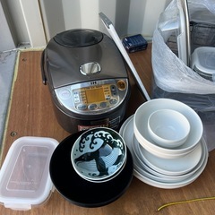 (運搬費込)単身用セット象印炊飯器➕食器類