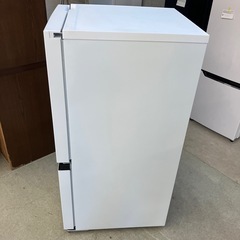 Hロ2502-142 配送不可 Hisense 冷蔵庫 HR-D13E3W 2023年製 動作確認済み キズ汚れ有り             の画像