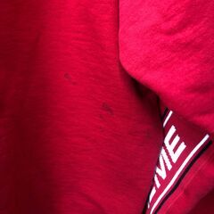 【A518】フーディ Supreme  レッド サイズL 中古 衣類 和歌山 岩出市 紀の川市 海南市の画像