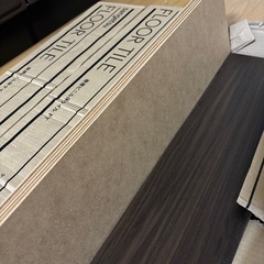 サンゲツフロアタイル　52枚の画像