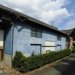 敷地約340坪、建物面積約45坪、物置面積約120坪の住宅が家賃5万円 - 不動産