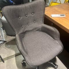 オフィス用椅子