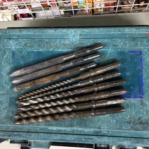 マキタ ハンマドリル40mm HR4030C