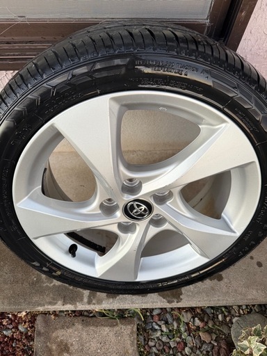 ほぼ新品 タイヤ付 トヨタ純正 エンケイ ホイール 17インチ 6.5j 5穴 114.3