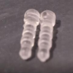 新品2本/透明 3.5mmイヤホンコネクタカバー キャップ
の画像