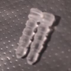 新品2本/透明 3.5mmイヤホンコネクタカバー キャップ
の画像