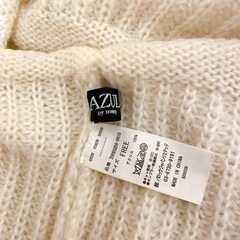 AZUL by moussy アイボリー ニット ネックウォーマーの画像