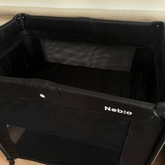 ベビーベッド　折り畳み　オムツ変え台付き　の画像