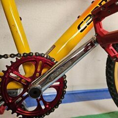 バラしてダンボールに入れてますの画像