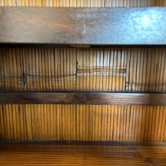 ★バリ家具★3段ガラス付きキャビネットの画像