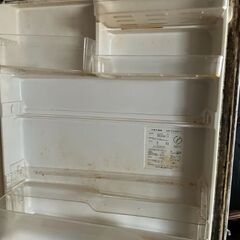 冷蔵庫　古いものですの画像