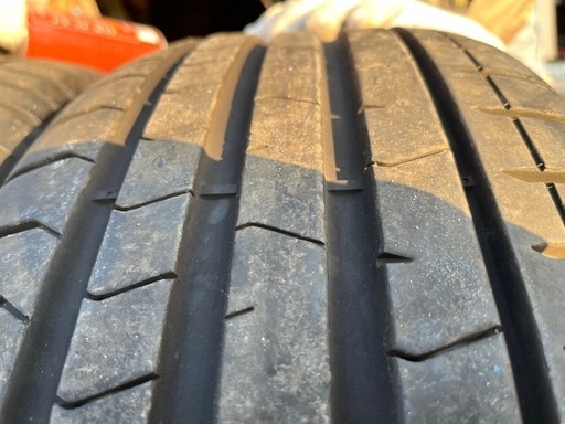 PIRELLI P ZERO 235/45R20 美品　2本