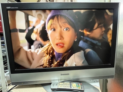 中古panasonic液晶テレビ06年　32インチ　リモコン付き