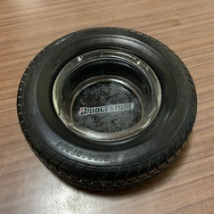ブリヂストン　タイヤ灰皿兼小物入れ