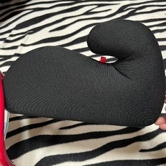 お譲り決まりました。ジュニアシートの画像