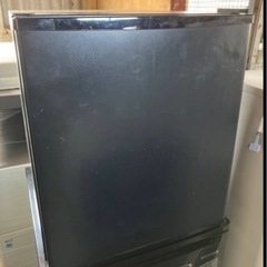 　小型冷蔵庫 SR-R4802