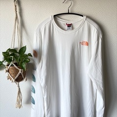 【ほぼ新品】THE NORTH FACE 長袖Tシャツ