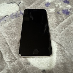 決まりました iPhone SE3 100% 第3世代 128G...
