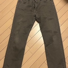 LEVI’Sデニムジーンズ32