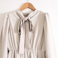 【美品】ワンピース オフベージュの画像