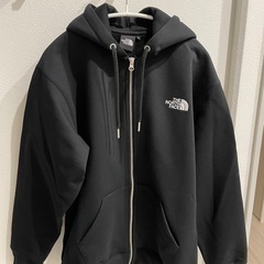 ノースフェイススクエアロゴフルジップパーカー　限定の画像