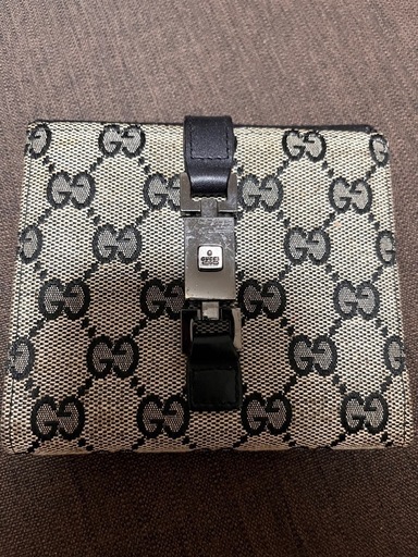 ※ ルイビィトン二つ折り&GUCCIキャンパス二つ折り