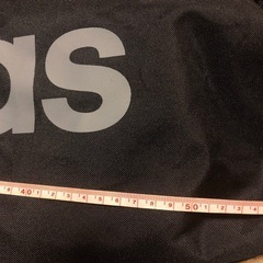 adidas ボストンバックの画像