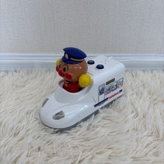 アンパンマン 新幹線 救急車 動く走る の画像