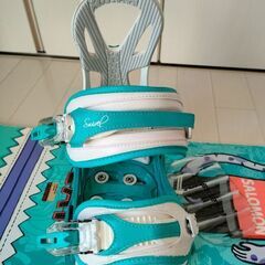 3点セット  SALOMON  120cmスノーボード&Swivel  バイン  XSサイズ&ボードカバー  美品の画像
