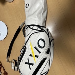 ゼクシオゴルフバック