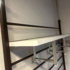 【急募すぐに引き取り可能な方】伸縮可能な可動棚の画像