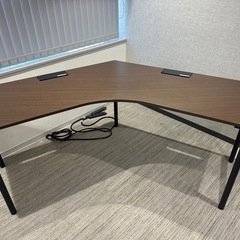 【明日2/27受渡し限定】
デスク３台セット価格‼︎の画像