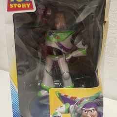 バズ・ライトイヤー　プレミアムフィギュア