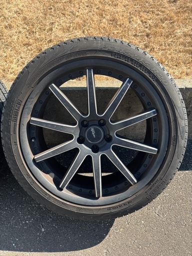 20インチ　245/45-20 タイヤ付き