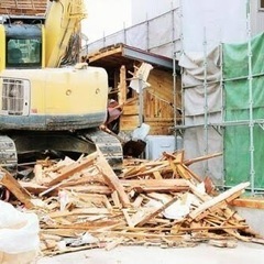 アスベスト除去　内部解体　日給11.000円の画像